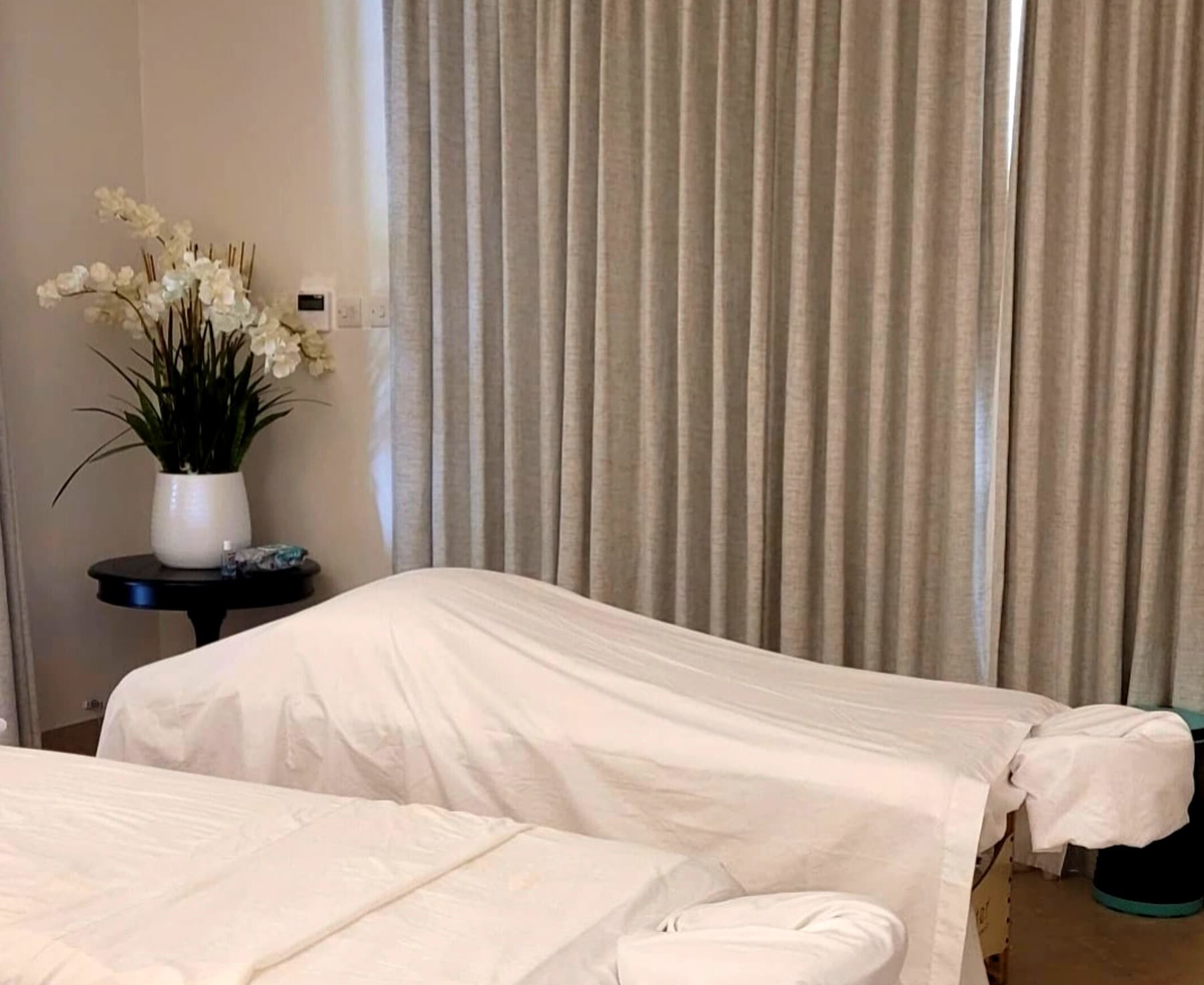 TUTCH Mobile Spa Barbados – luxury couples massage suite